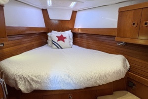 Island Flyer 40ft Wauquiez Yacht For Sale