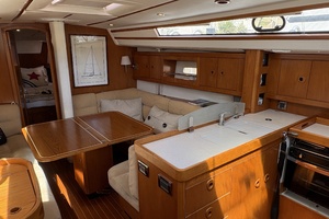 Island Flyer 40ft Wauquiez Yacht For Sale