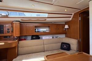 Island Flyer 40ft Wauquiez Yacht For Sale