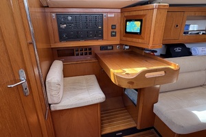 Island Flyer 40ft Wauquiez Yacht For Sale