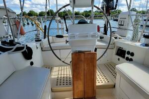 Photo 6038435 for 1996 Little Harbor 51 Pilothouse 3/4 Time 