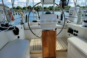 1996 Little Harbor 51 Pilothouse thumbnail 13