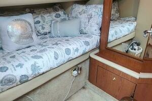 1999 Sea Ray 420 Aft Cabin thumbnail 12