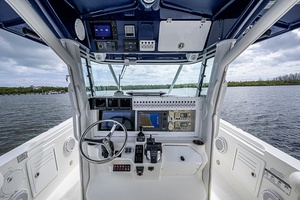 HEY MAN Repowered 2022 3 x 400hp Merc  w Joystick 35ft Everglades Yacht For Sale