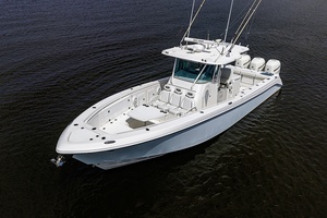 HEY MAN Repowered 2022 3 x 400hp Merc  w Joystick 35ft Everglades Yacht For Sale