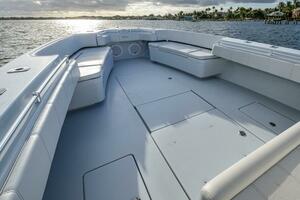 43FT (13.36M) CONTENDER