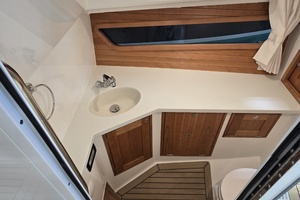 The Sunshine Crew 38ft MJM Yacht For Sale