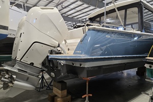 The Sunshine Crew 38ft MJM Yacht For Sale