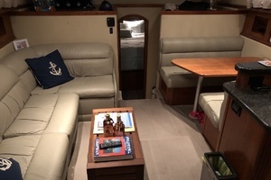 2005 Cruisers Yachts 405 Motor Yacht thumbnail 13