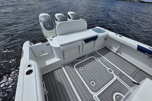 Paradise Bound 35ft Everglades Yacht For Sale