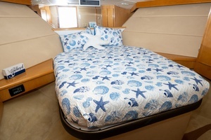 2000 Hatteras 50 Convertible thumbnail 70