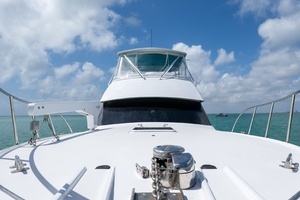 2000 Hatteras 50 Convertible thumbnail 23