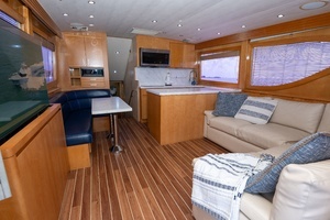2000 Hatteras 50 Convertible thumbnail 52