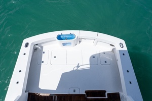 2000 Hatteras 50 Convertible thumbnail 32