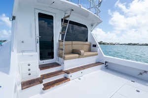 2000 Hatteras 50 Convertible thumbnail 13
