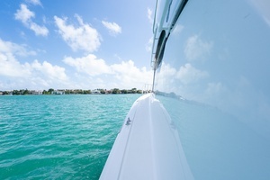 2000 Hatteras 50 Convertible thumbnail 19