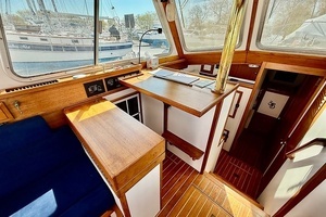 1993 Shannon Custom Downeast 36 thumbnail 21
