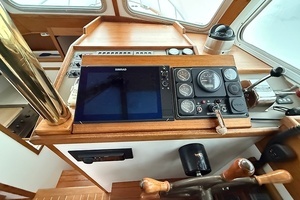 1993 Shannon Custom Downeast 36 thumbnail 25