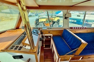 1993 Shannon Custom Downeast 36 thumbnail 15