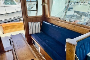 1993 Shannon Custom Downeast 36 thumbnail 10