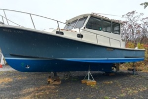 REEL EASY 35ft Eastern Yacht For Sale