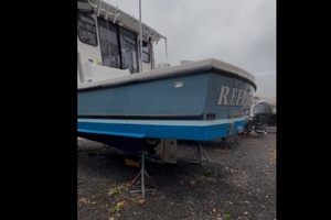 REEL EASY 35ft Eastern Yacht For Sale