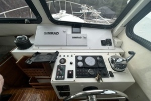 REEL EASY 35ft Eastern Yacht For Sale