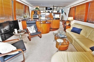 2001 Carver 570 Voyager Pilothouse thumbnail 18
