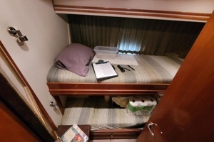 2001 Carver 570 Voyager Pilothouse thumbnail 53