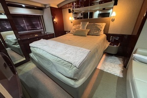 2009 Sea Ray 60 Sundancer thumbnail 9