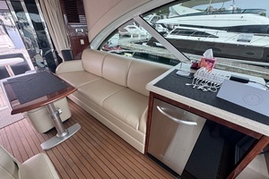 2009 Sea Ray 60 Sundancer thumbnail 10
