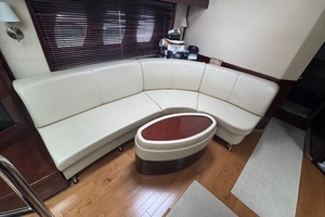 2009 Sea Ray 60 Sundancer thumbnail 4
