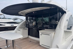 2009 Sea Ray 60 Sundancer thumbnail 2