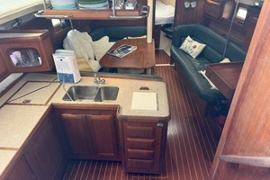 Grateful Too 40ft Hunter Yacht For Sale