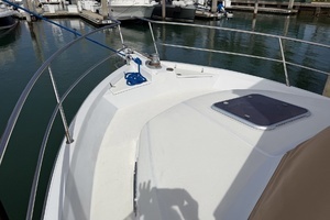 1997 Sabreline 36 Fast Trawler thumbnail 6
