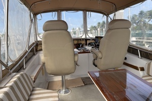 1997 Sabreline 36 Fast Trawler thumbnail 3