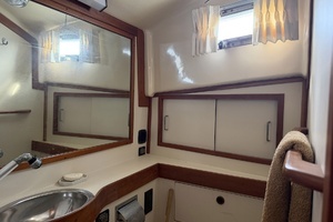 1997 Sabreline 36 Fast Trawler thumbnail 9