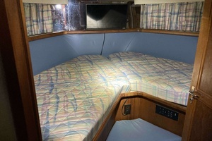 1989 Carver 3807 thumbnail 31