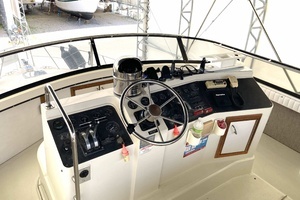 1989 Carver 3807 thumbnail 8