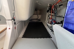 2024 Beneteau thumbnail 14