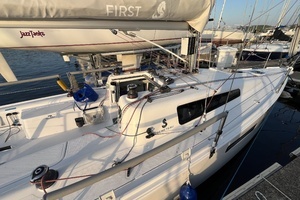 2024 Beneteau thumbnail 8