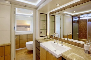 SHU U RITE 111ft Curvelle Yacht For Sale