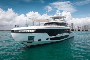 TYCOON 118ft Azimut Yacht For Sale