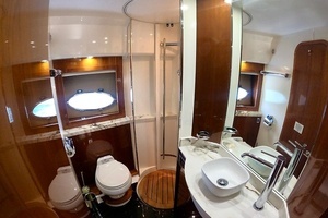 2009 Princess F54 flybridge thumbnail 46