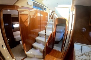 2009 Princess F54 flybridge thumbnail 32