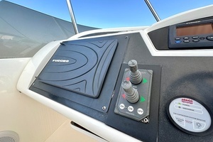 2009 Princess F54 flybridge thumbnail 13