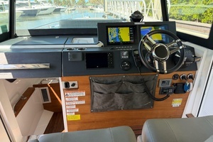 2018 Axopar 37 Cabin thumbnail 15