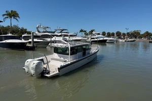 2018 Axopar 37 Cabin thumbnail 6