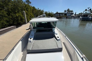 2018 Axopar 37 Cabin thumbnail 10