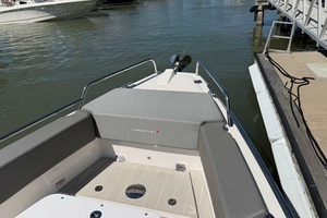 2018 Axopar 37 Cabin thumbnail 9